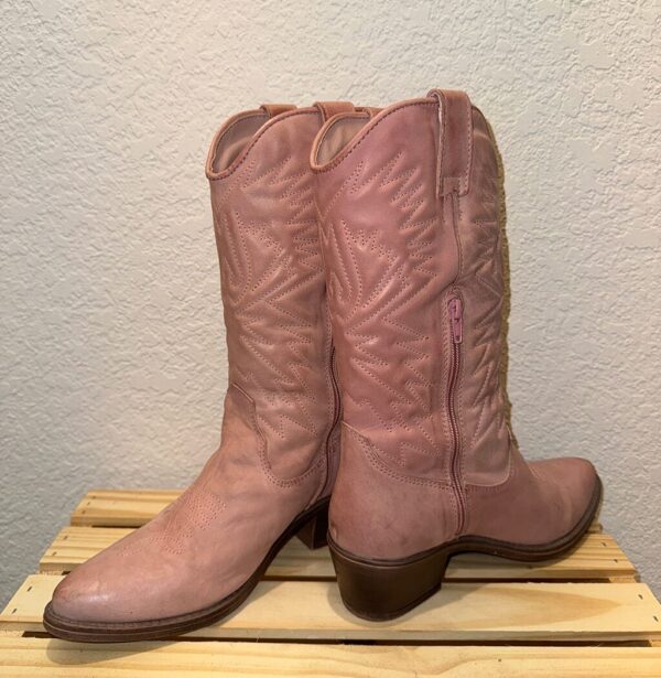 Front and back angle shot of baby pink boots